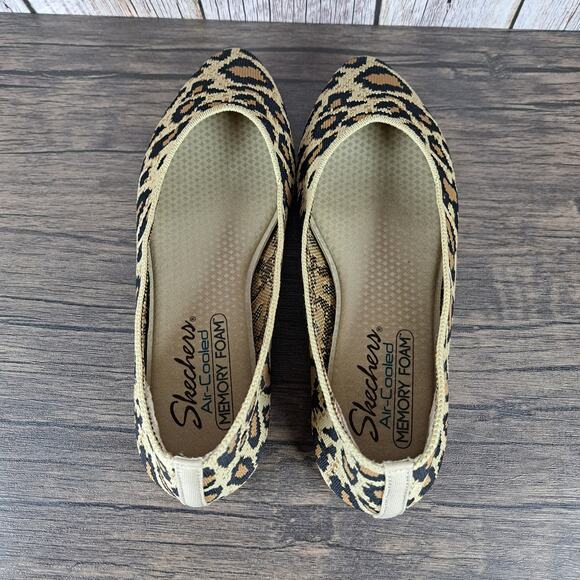 Skechers Cleo Claw Leopard Print Comfort Flats Memory Foam Slip ons Women's 6.5 - Picture 6 of 9